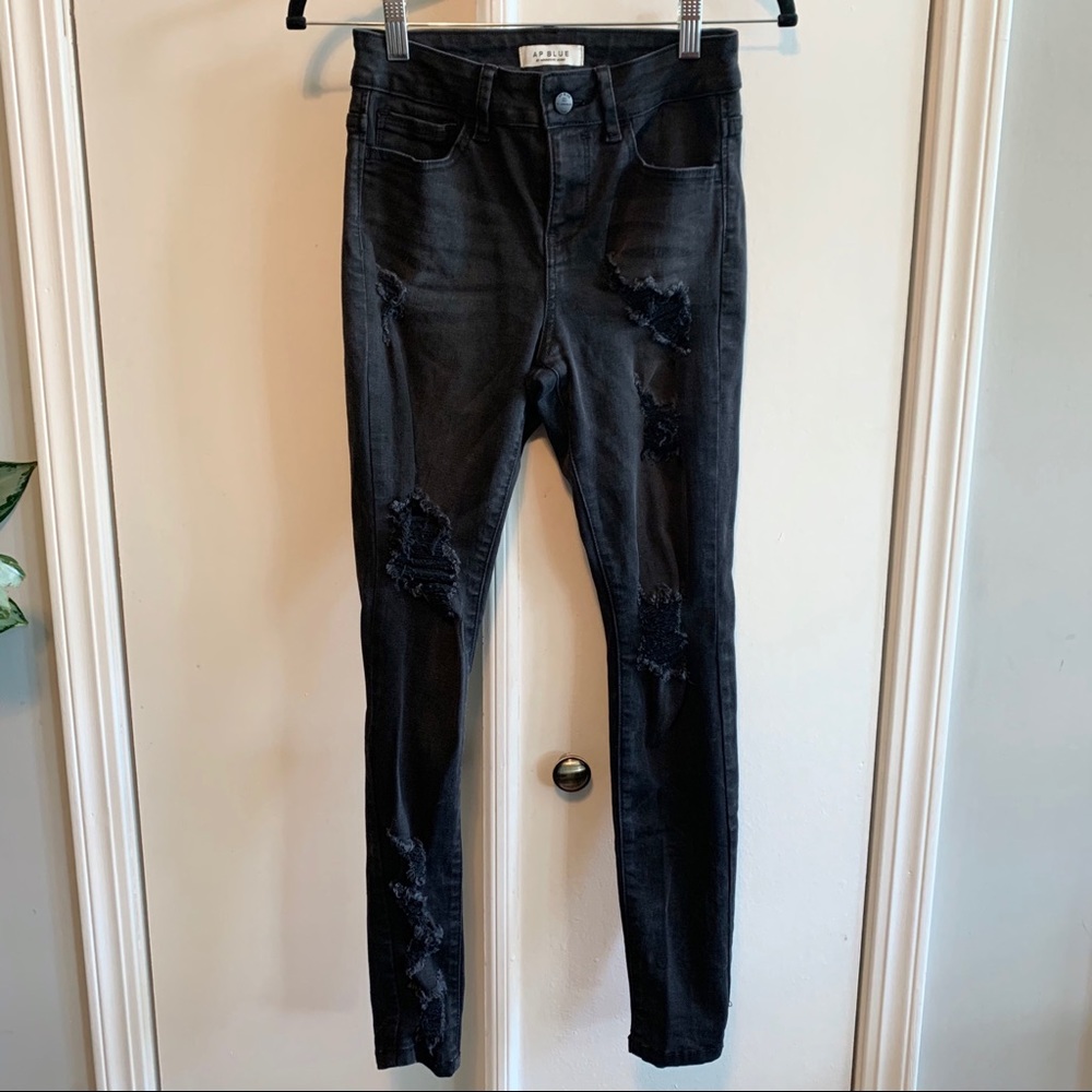 Ripped Black Jeggings